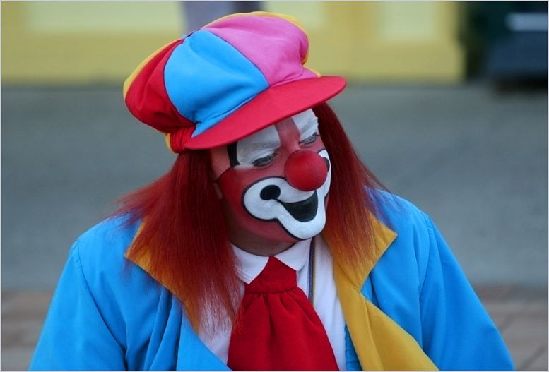 Мечта клоуна. Русский клоун. Российские клоуны. Клоун в панамке. Русские клоуны фото.