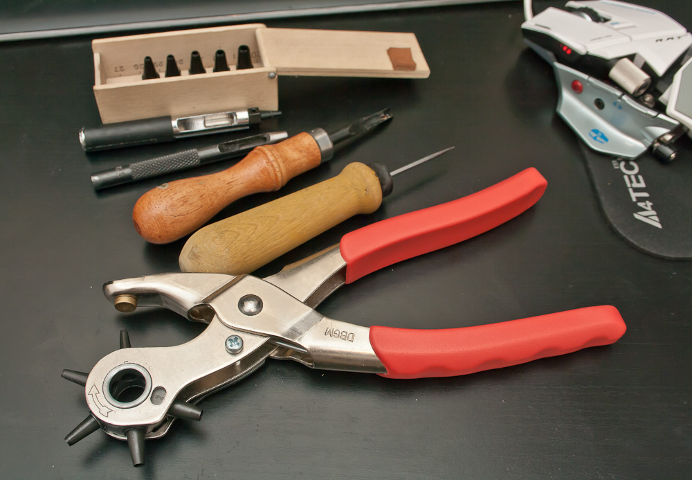 Сайт про инструменты. Инструменты для кожи. Инструменты для кожаных изделий. Инструмент для дырок. Кожевенные инструменты.