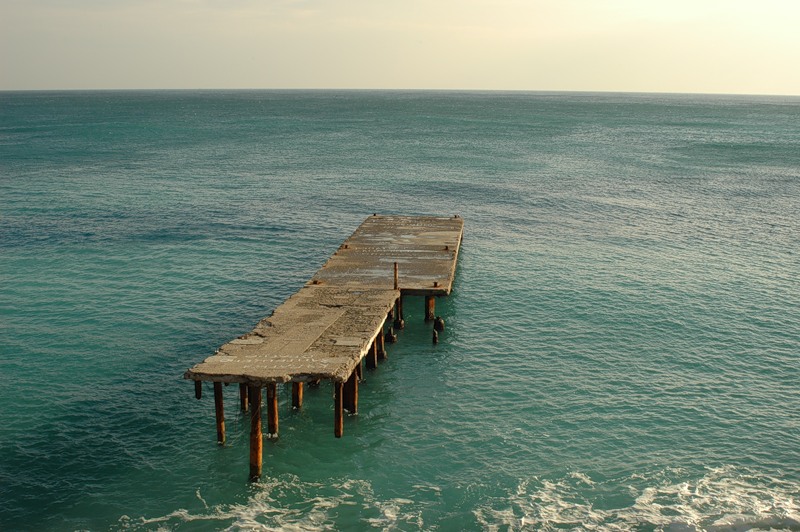 Крым км. Алупка Пирс. Пирс Евпатория. Набережная Пирс Алупка. Симеиз Пирс.