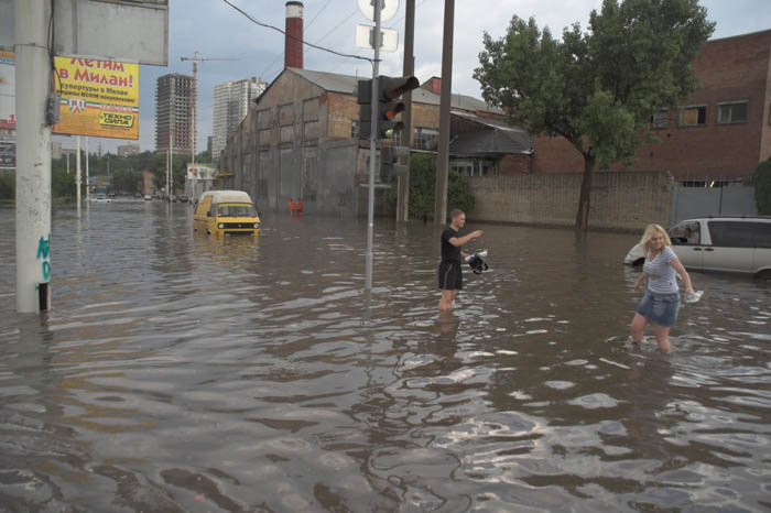 Наводнение в ростове. Венеция Ростов на Дону. Погода в Ростове-на-Дону. Приколы про Ростов на Дону.